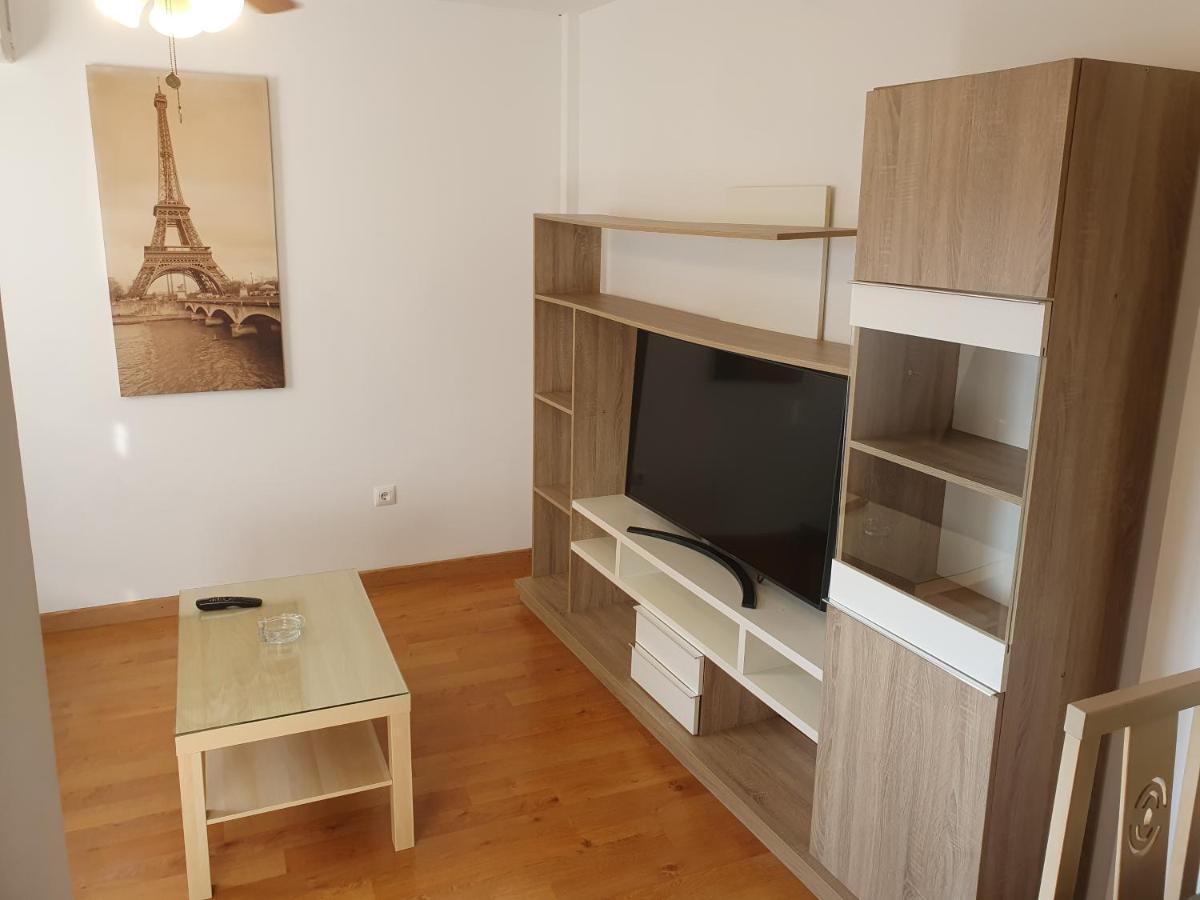 2h, Aire Acondic, 50m2, 1 Dormitorio, 4 Huespedes, Wifi Gratis Apartment *