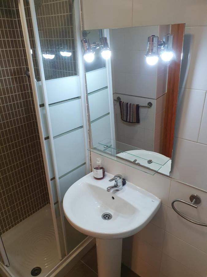 2h, Aire Acondic, 50m2, 1 Dormitorio, 4 Huespedes, Wifi Gratis